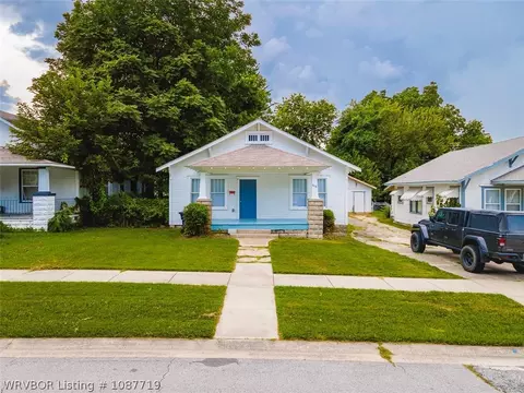 618 S 20th St, Fort Smith, AR 72901