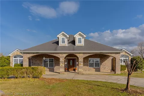 1131 Victoria Ln, Van Buren, AR 72956