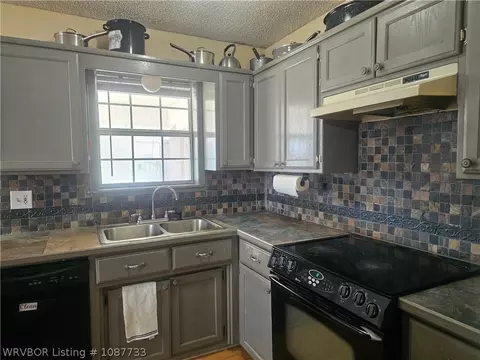 Kitchen - 800 E Wahl St, Paris, AR 72855 photo 1 of 2