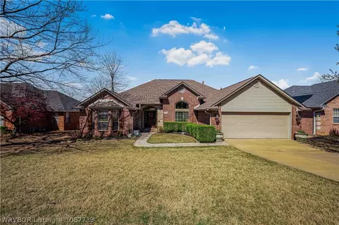 1205 Monarch Dr, Van Buren, AR 72956