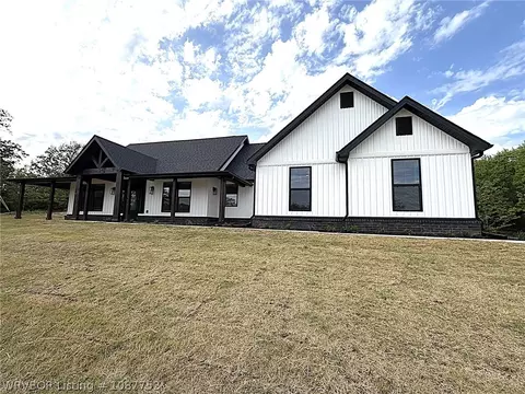 17102 Malico Mountain Rd, West Fork, AR 72774