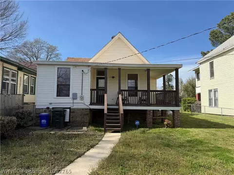 Exterior - 1110 N 5th St, Fort Smith, AR 72901 photo 3 of 4