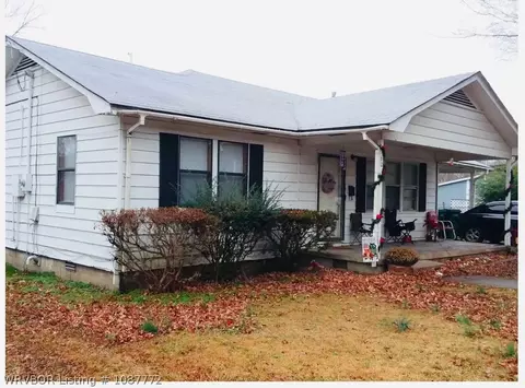 580 W 6th St, Booneville, AR 72927