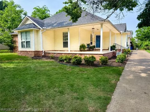 2606 S 57th St, Fort Smith, AR 72903