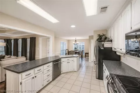 Kitchen - 2606 S 57th St, Fort Smith, AR 72903 photo 2 of 3