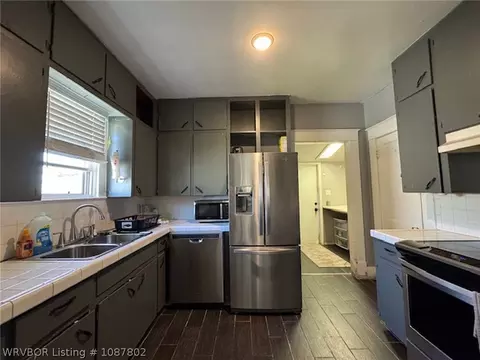 Kitchen - 1615 R St, Fort Smith, AR 72901 photo 1 of 3