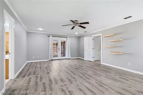 Living - 3208 Royal Scots Way, Fort Smith, AR 72908 photo 6 of 7