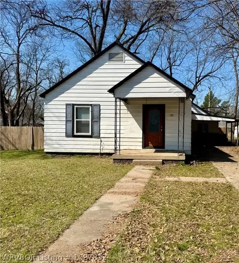 1311 N 38th St, Fort Smith, AR 72904