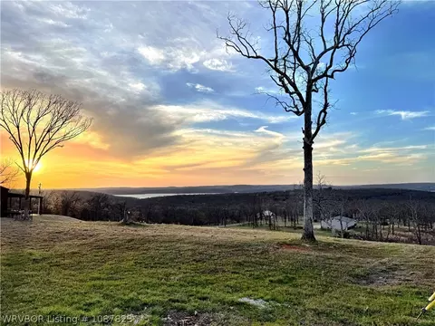 000 Chicken Creek Rd, Cookson, OK 74427