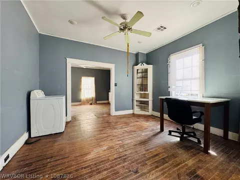 Living - 1805 T St, Fort Smith, AR 72901 photo 3 of 4