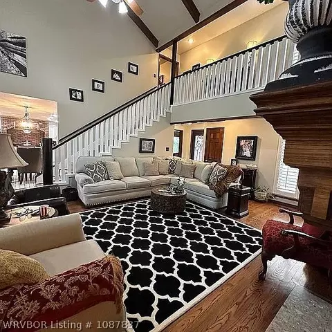 Living - 5709 Hardscrabble Way, Fort Smith, AR 72903 photo 1 of 5