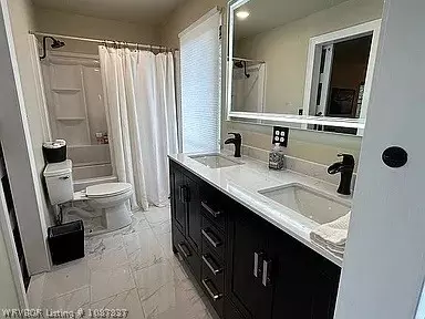 Bath - 5709 Hardscrabble Way, Fort Smith, AR 72903 photo 3 of 6