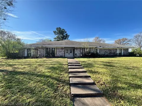 10201 Seven Oaks Rd, Fort Smith, AR 72908