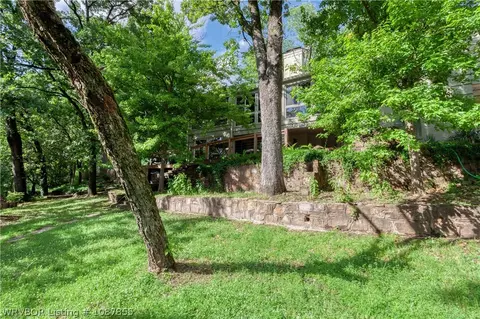 Exterior - 1232 Elizabeth Ln, Fort Smith, AR 72903 photo 5 of 16