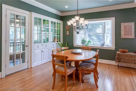 Dining - 1232 Elizabeth Ln, Fort Smith, AR 72903 photo 1 of 2