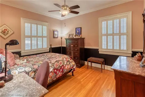 Bedroom - 1232 Elizabeth Ln, Fort Smith, AR 72903 photo 3 of 4