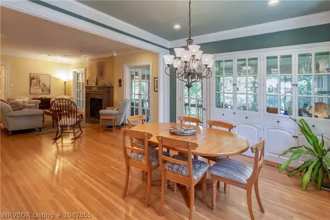 Dining - 1232 Elizabeth Ln, Fort Smith, AR 72903 photo 2 of 2