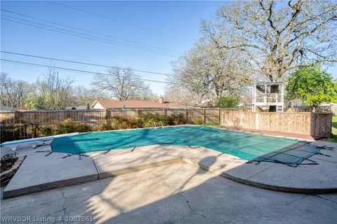 Exterior - 6501 Bolton Rd, Fort Smith, AR 72903 photo 11 of 13