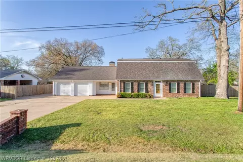 6501 Bolton Rd, Fort Smith, AR 72903