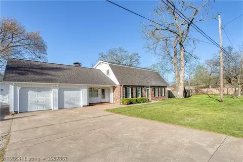 Exterior - 6501 Bolton Rd, Fort Smith, AR 72903 photo 3 of 13