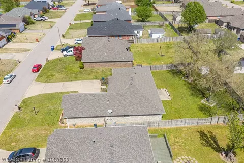 View/Area - 7215 Red Pine Dr, Fort Smith, AR 72916 photo 4 of 17