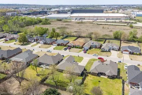 View/Area - 7215 Red Pine Dr, Fort Smith, AR 72916 photo 16 of 17