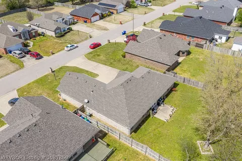 View/Area - 7215 Red Pine Dr, Fort Smith, AR 72916 photo 5 of 17