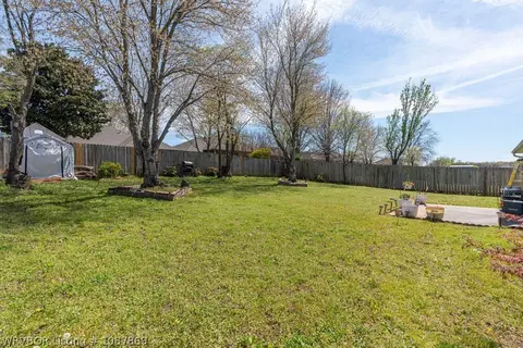 Exterior - 7215 Red Pine Dr, Fort Smith, AR 72916 photo 8 of 8