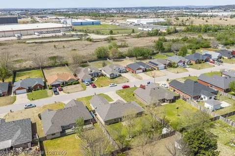 View/Area - 7215 Red Pine Dr, Fort Smith, AR 72916 photo 14 of 17