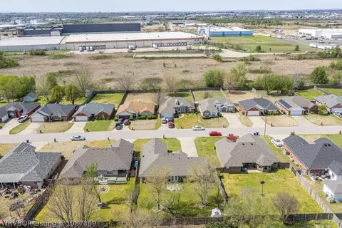 View/Area - 7215 Red Pine Dr, Fort Smith, AR 72916 photo 15 of 17
