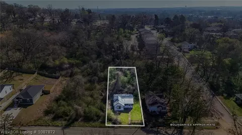 306 Lafayette St, Van Buren, AR 72956