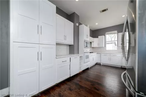 Kitchen - 1109 33rd St, Fort Smith, AR 72904 photo 3 of 3