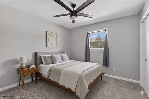 Bedroom - 4505 Park Rd, Lavaca, AR 72941 photo 2 of 4