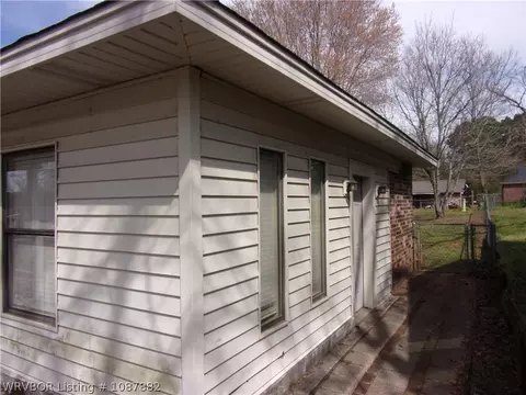 Exterior - 205 S 30th St, Ozark, AR 72949 photo 6 of 11
