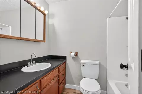 Bath - 3114 Oak Grove St, Fort Smith, AR 72904 photo 1 of 4