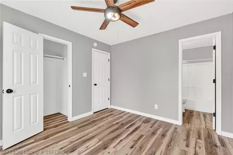 Bedroom - 3114 Oak Grove St, Fort Smith, AR 72904 photo 3 of 4