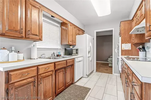 Kitchen - 2617 Roxbury Ln, Fort Smith, AR 72908 photo 1 of 3