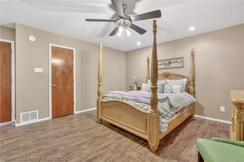 Bedroom - 2617 Roxbury Ln, Fort Smith, AR 72908 photo 2 of 6