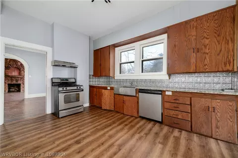 Kitchen - 1004 33rd St, Fort Smith, AR 72904 photo 1 of 1