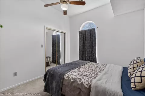 Bedroom - 633 Meadowbrook Dr, Alma, AR 72921 photo 4 of 7