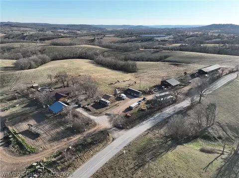 1572 Madison 1505 St, Huntsville, AR 72740