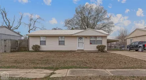 103 Spruce Ln, Osceola, AR 72370