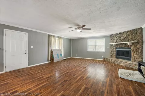 Living - 8005 Holly Ave, Fort Smith, AR 72908 photo 1 of 3