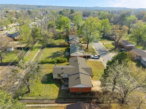 View/Area - 8005 Holly Ave, Fort Smith, AR 72908 photo 3 of 6