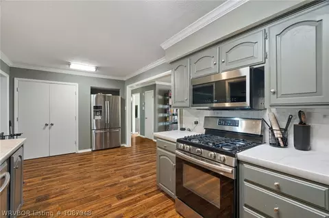 Kitchen - 8005 Holly Ave, Fort Smith, AR 72908 photo 3 of 3