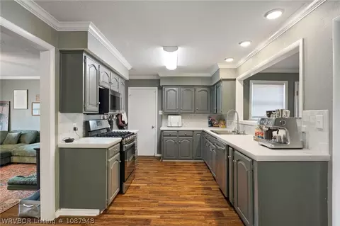 Kitchen - 8005 Holly Ave, Fort Smith, AR 72908 photo 1 of 3