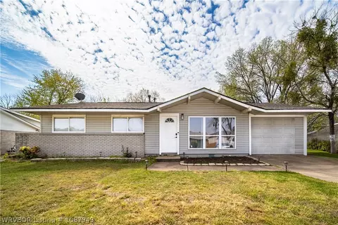 7800 Colony Ln, Fort Smith, AR 72908