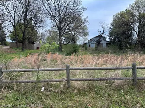 3222 Rudy Rd, Van Buren, AR 72956