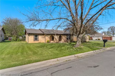3200 S 94 Cir, Fort Smith, AR 72903 photo 3