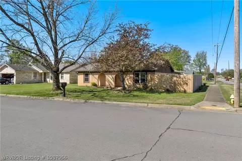 3200 S 94 Cir, Fort Smith, AR 72903 photo 2